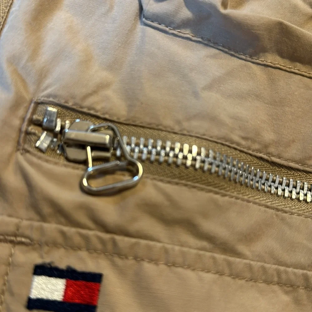 Tommy Hilfiger VINTAGE  limited edition expedition safari tan vest size XL